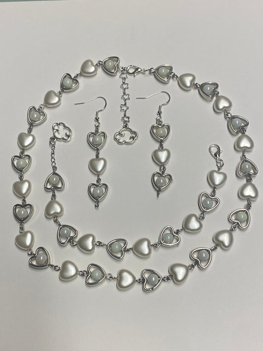 ‘Angel of hearts’ set